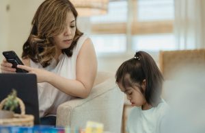 Mengatasi Hipnoterapi Anak Susah Makan, GTM, dan Tantrum Kecanduan Gadget di Lumajang: Solusi Praktis untuk Orang Tua Hipnoterapi anak susah makan, GTM, tantrum & kecanduan gadget di Surabaya - solusi efektif mengatasi perilaku anak