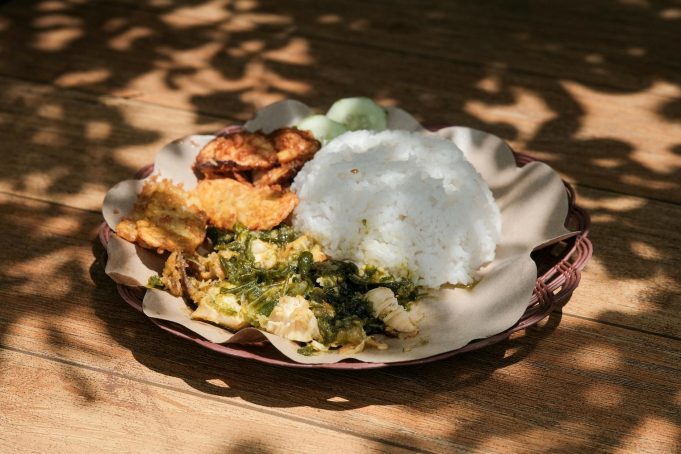 Strategi Cerdas Mengatasi Anak Tidak Mau Makan Nasi tapi Ngemil: Tips Praktis untuk Pola Makan Sehat Keluarga